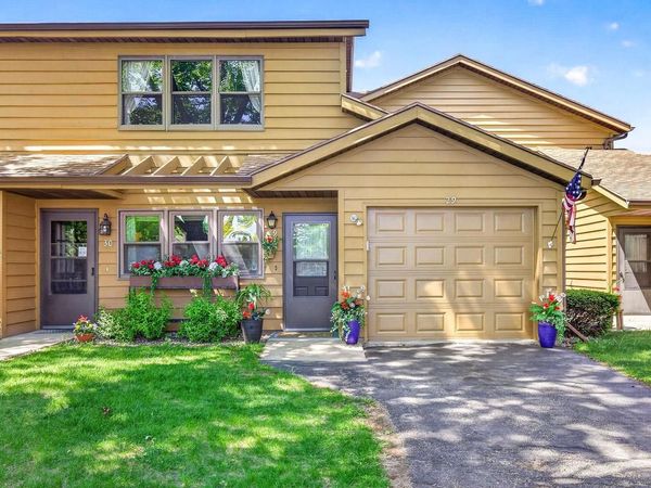 1135 MANOR DRIVE, Unit #29, Neenah, WI 54956