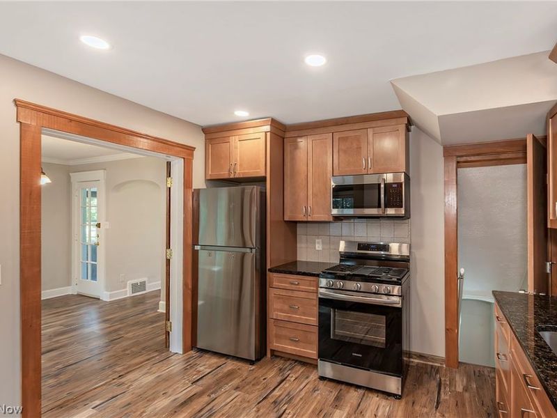 1411 Belrose Road , Mayfield Heights, OH 44124 Photo 13