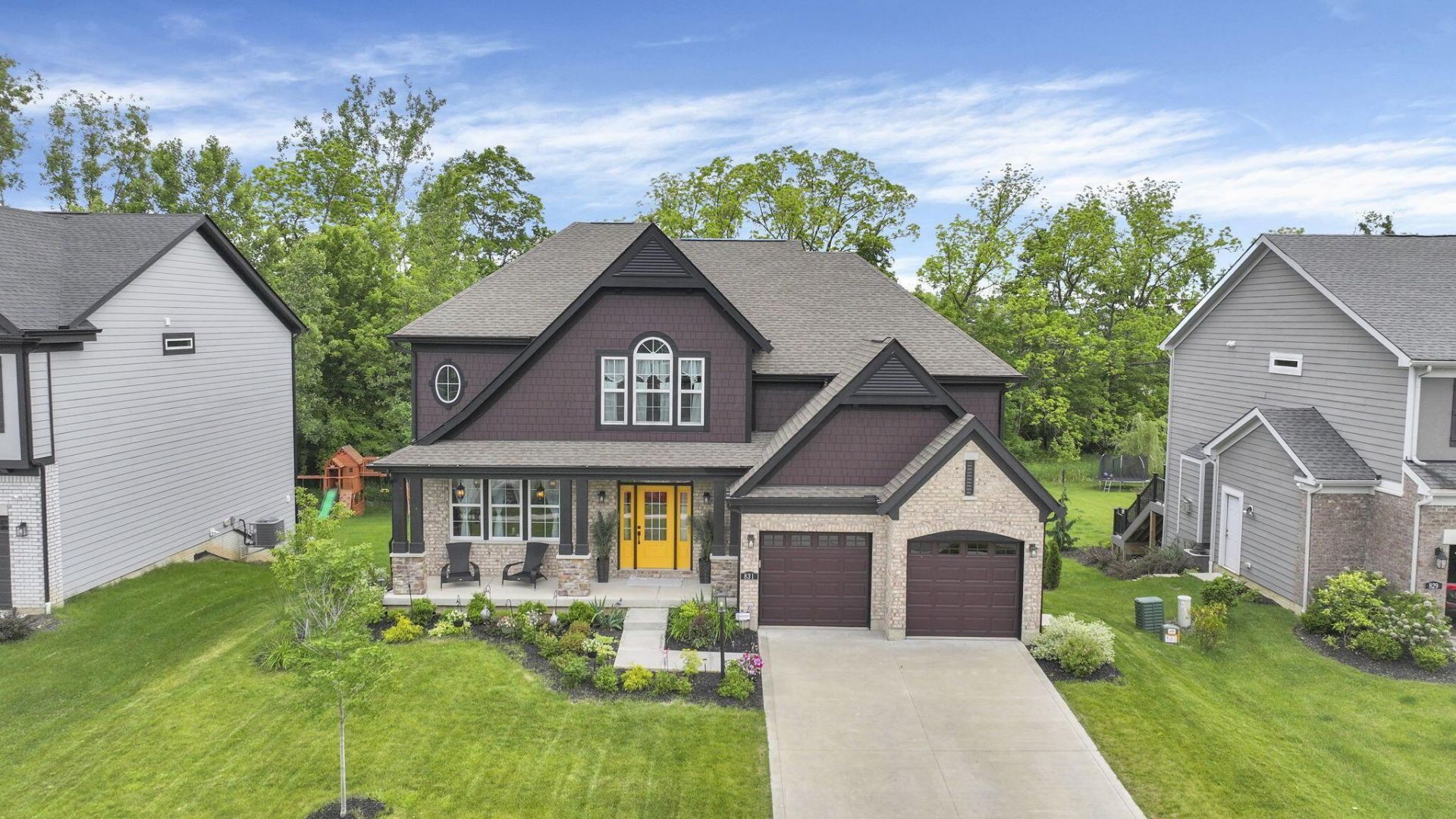 831 Pathlow Drive , Pickerington, OH 43147 Main Photo