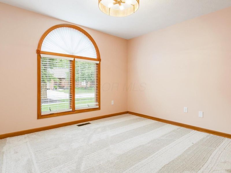 4761 Cypress Grove Drive, Groveport, OH 43125 Photo 13