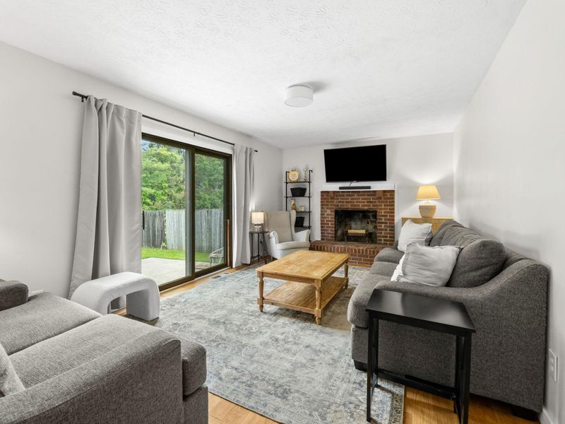 2654 Bella Via Avenue, Columbus, OH 43231 Photo 2
