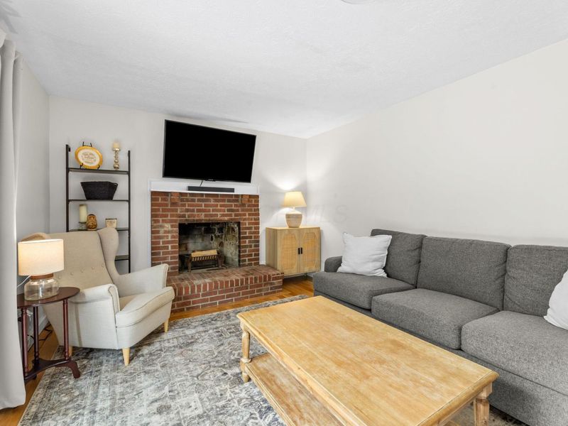2654 Bella Via Avenue, Columbus, OH 43231 Photo 3