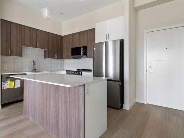 777 Station Ave, Unit #208, Langford, BC V9B 2S1