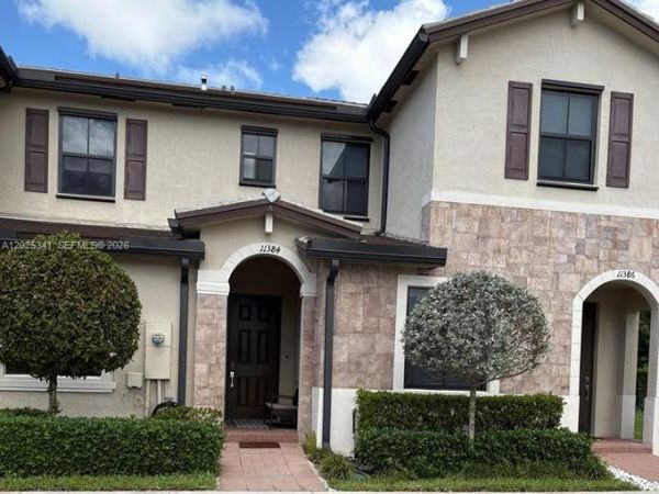 11384 W 34th Way , Hialeah, FL 33018