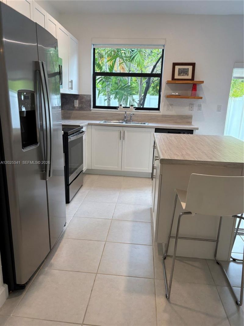 11384 W 34th Way , Hialeah, FL 33018 Photo
