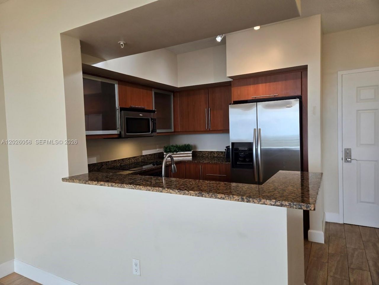 888 S Douglas Rd , Unit 1507, Coral Gables, FL 33134 Photo
