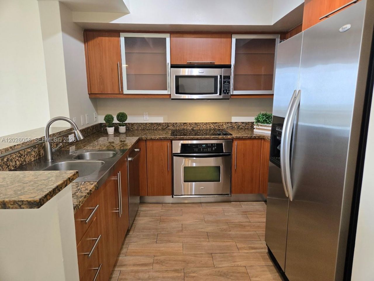 888 S Douglas Rd , Unit 1507, Coral Gables, FL 33134 Photo