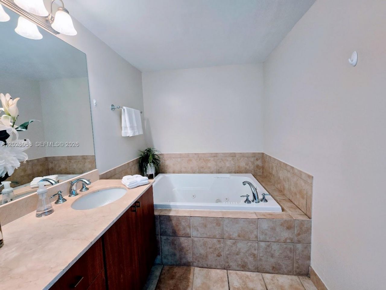 888 S Douglas Rd , Unit 1507, Coral Gables, FL 33134 Photo