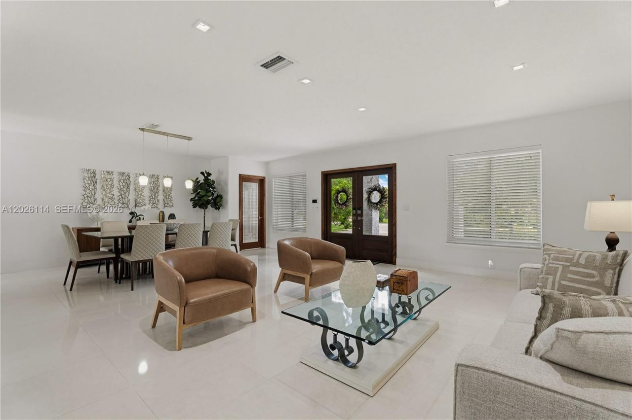 9641 SW 66th St, Miami, FL 33173 Photo