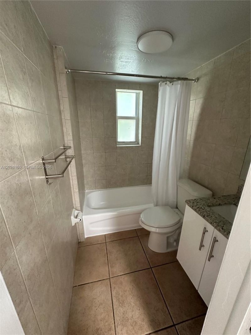 1208 Salzedo St , Unit 18, Coral Gables, FL 33134 Photo