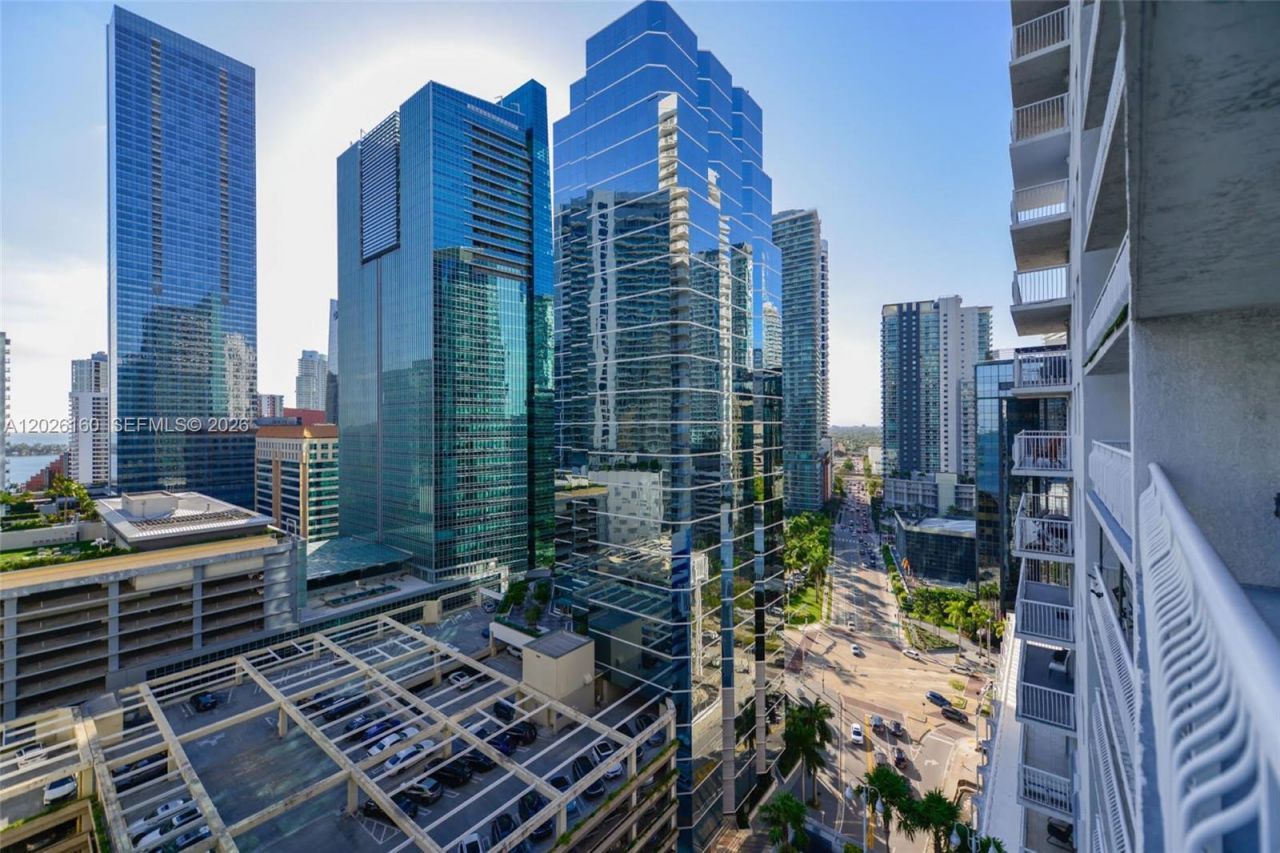 1200 Brickell Bay Dr , Unit 2119, Miami, FL 33131 Photo
