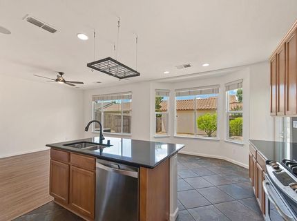 3225 Parkham Dr, Roseville, CA 95747 Photo