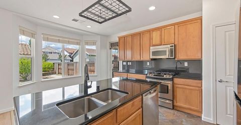 3225 Parkham Dr, Roseville, CA 95747 Photo