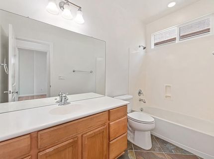 3225 Parkham Dr, Roseville, CA 95747 Photo