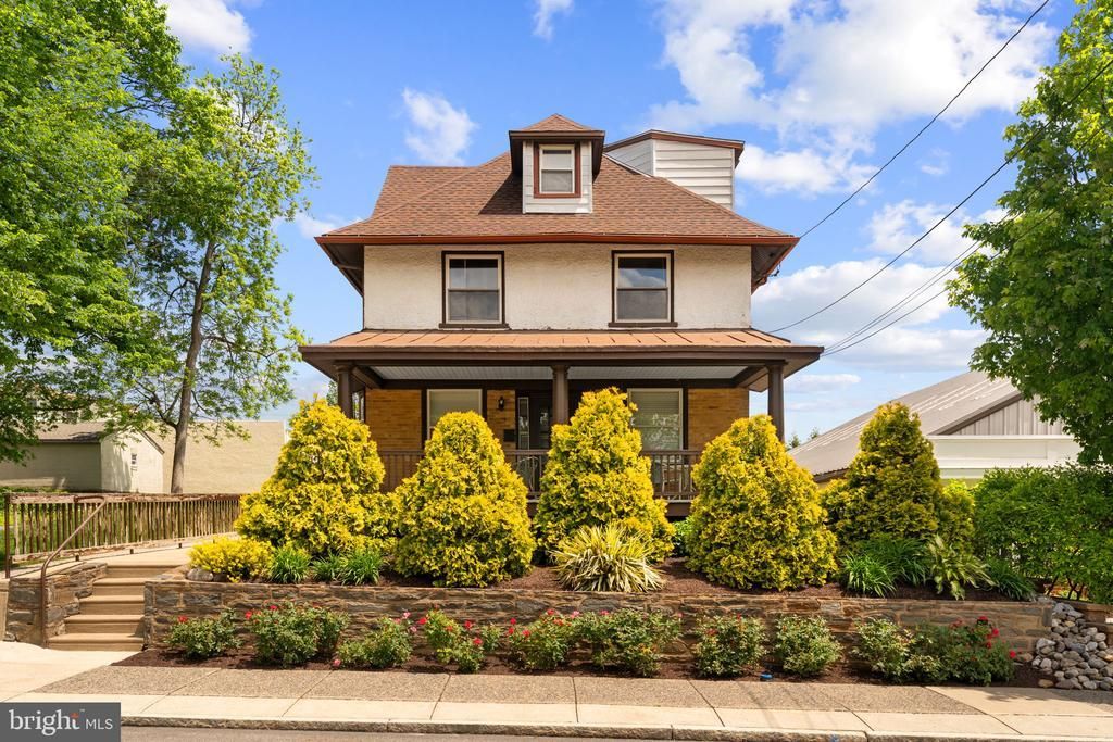 11 E Spring Avenue, Ardmore, PA 19003 Main Photo