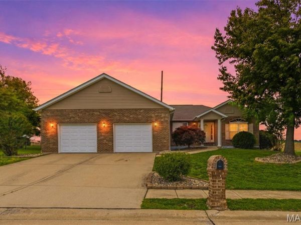 400 Mockingbird Lane , Waterloo, IL 62298