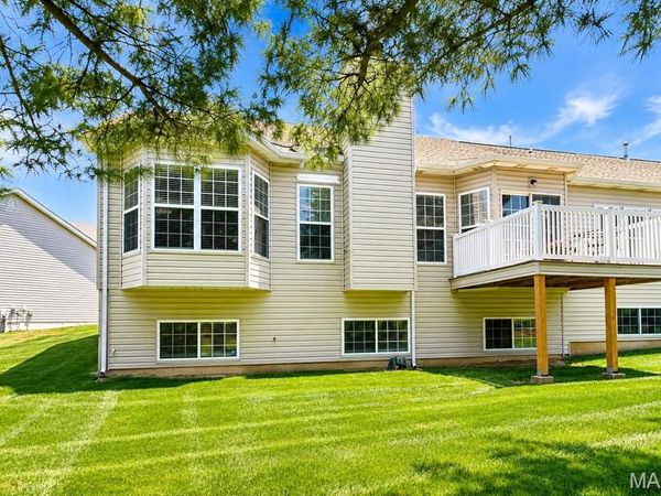 97 Eagle Cove Place , Unit 43B, St Charles, MO 63303