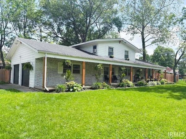 400 S Rambler Road, Muncie, IN 47304