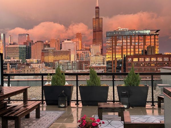 323 S Racine Avenue , Unit PHD, Chicago, IL 60607