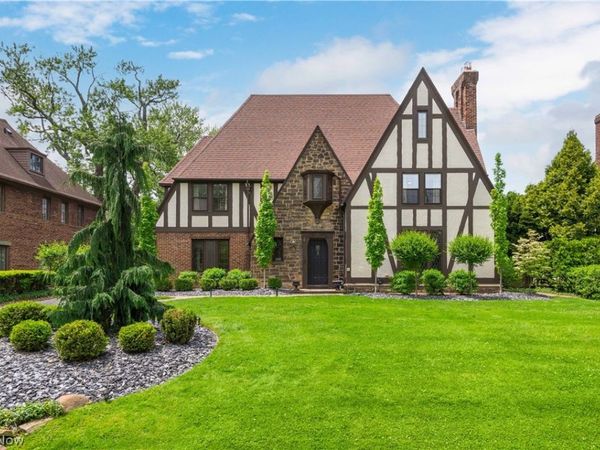 3002 Manchester Road , Shaker Heights, OH 44122