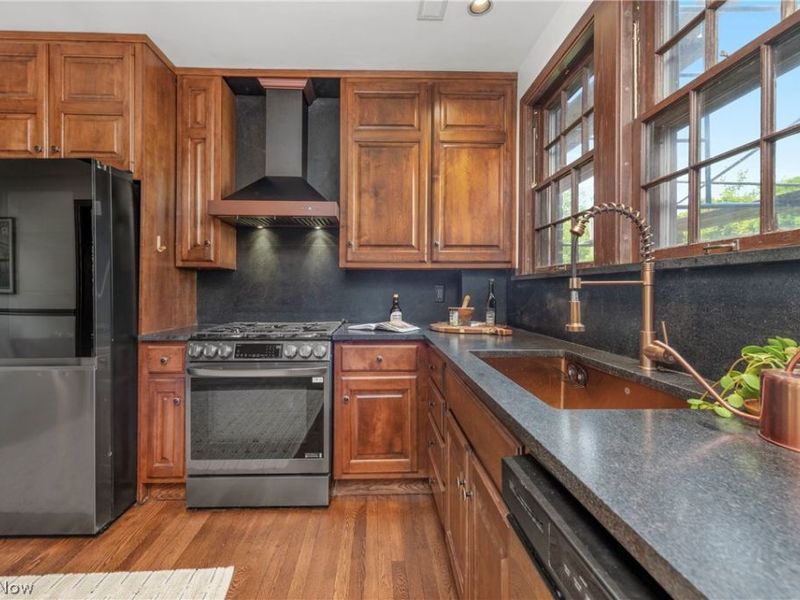 3002 Manchester Road, Shaker Heights, OH 44122 Photo 9