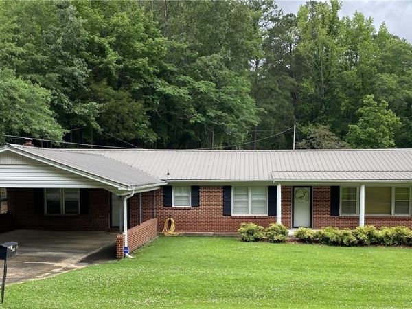 540 11th Street SW, Fayette, AL 35555