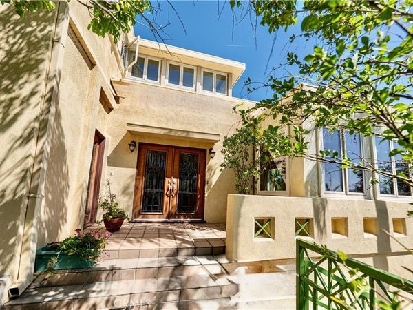 1735 Foothill, Glendale, CA 91201