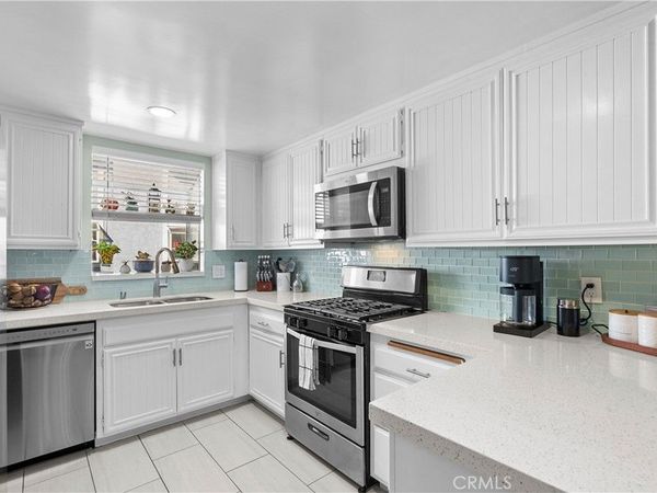 26926 Flo Lane, Unit 419, Canyon Country, CA 91351