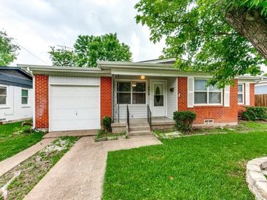 3319 Mayhew Drive , Dallas, TX 75228