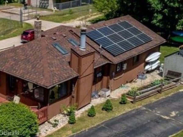 8303 Lagoon Street , Commerce Twp, MI 48382