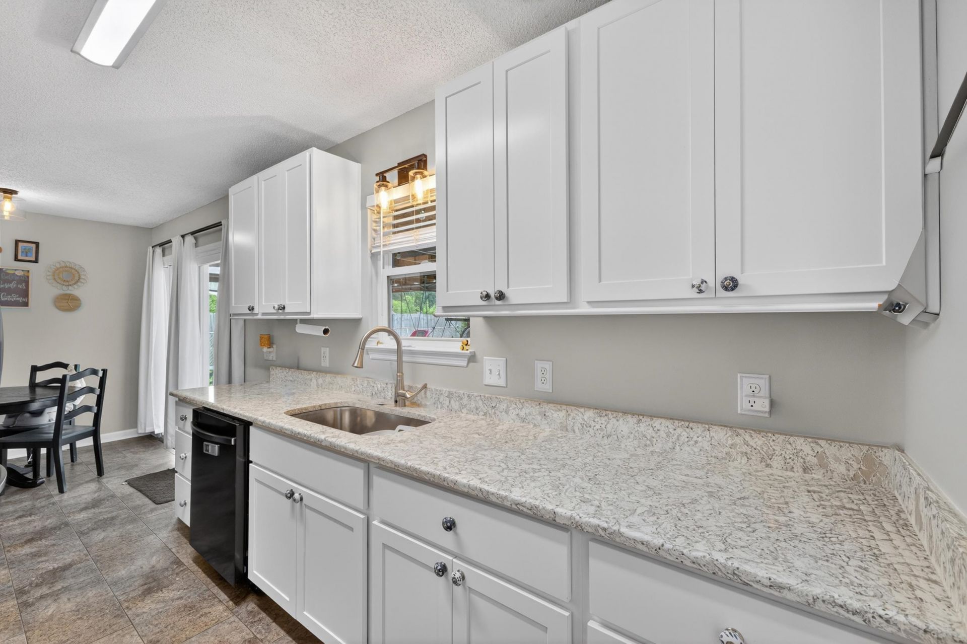 4234 Summitt Trail Photo 8