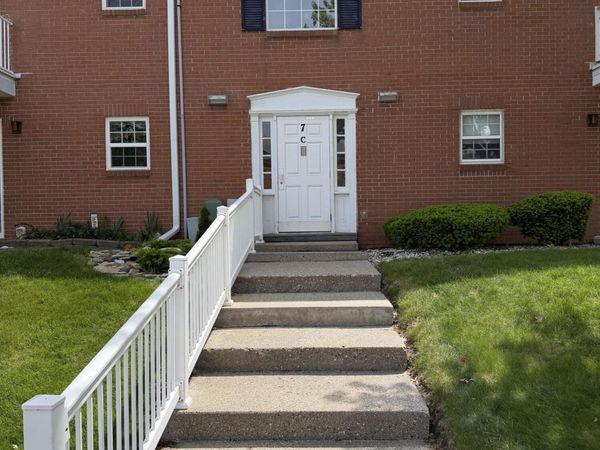 3333 Moores River Drive, Lansing, MI 48911