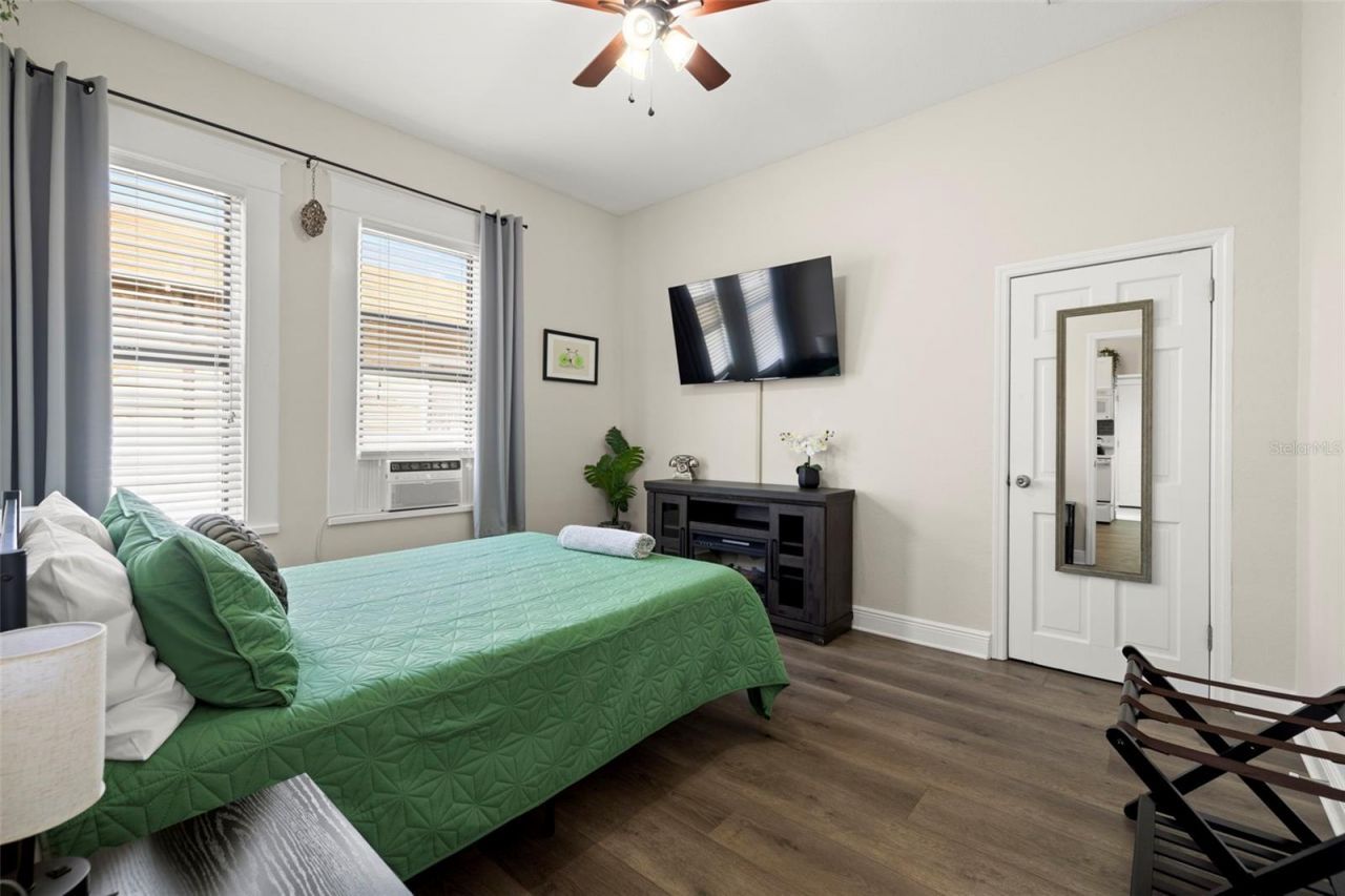 2526 W Union Street, Tampa, FL 33607 Photo
