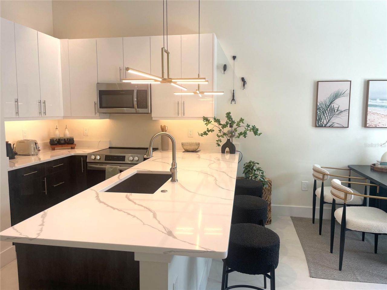 1558 4th Street, Unit 208, Sarasota, FL 34236 Photo