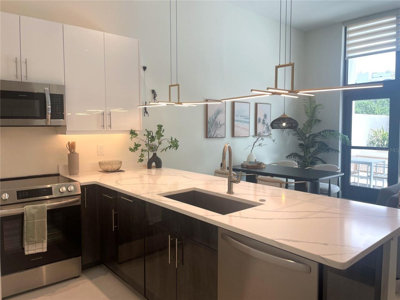 1558 4th Street, Unit 208, Sarasota, FL 34236 Photo
