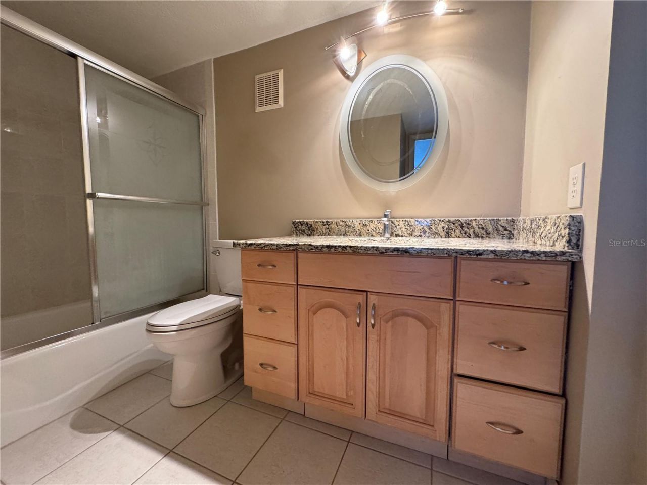 400 E Colonial Drive , Unit 108, Orlando, FL 32803 Photo