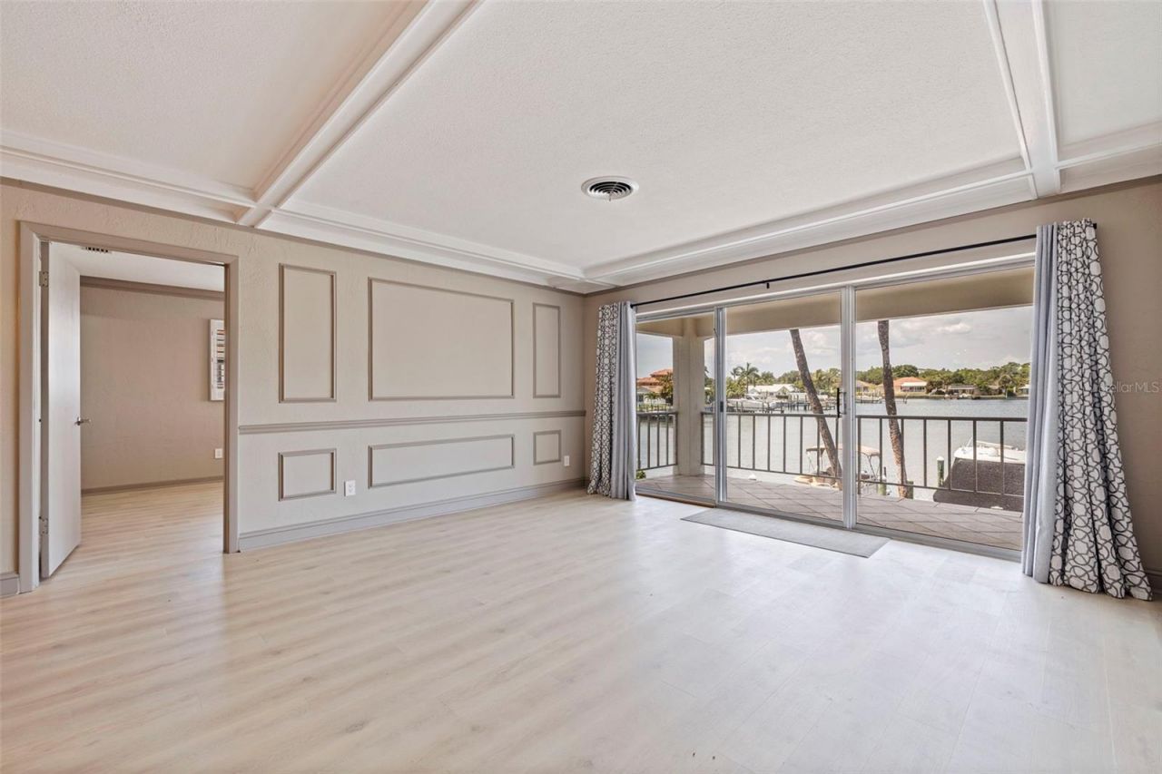 3717 46th Avenue S, Unit 11, Saint Petersburg, FL 33711 Photo
