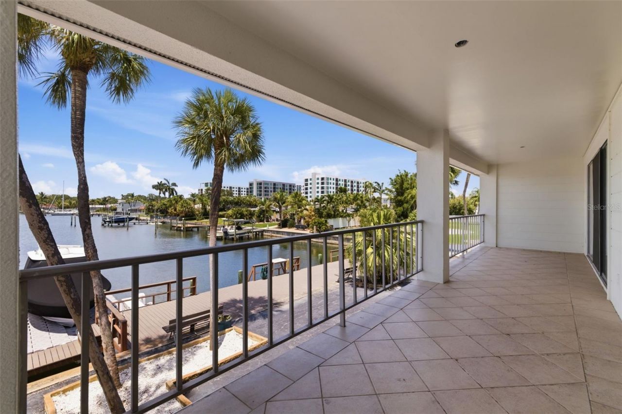 3717 46th Avenue S, Unit 11, Saint Petersburg, FL 33711 Photo