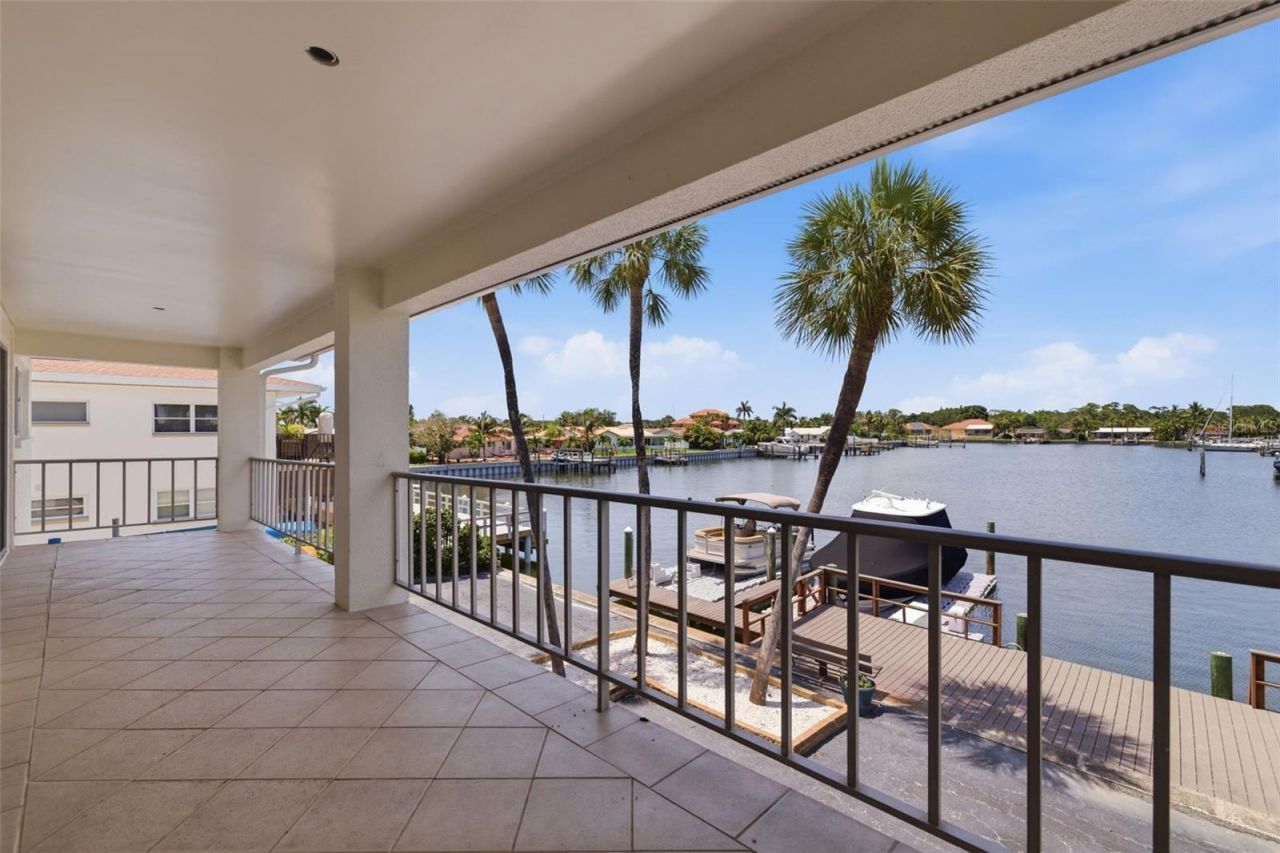 3717 46th Avenue S, Unit 11, Saint Petersburg, FL 33711 Photo