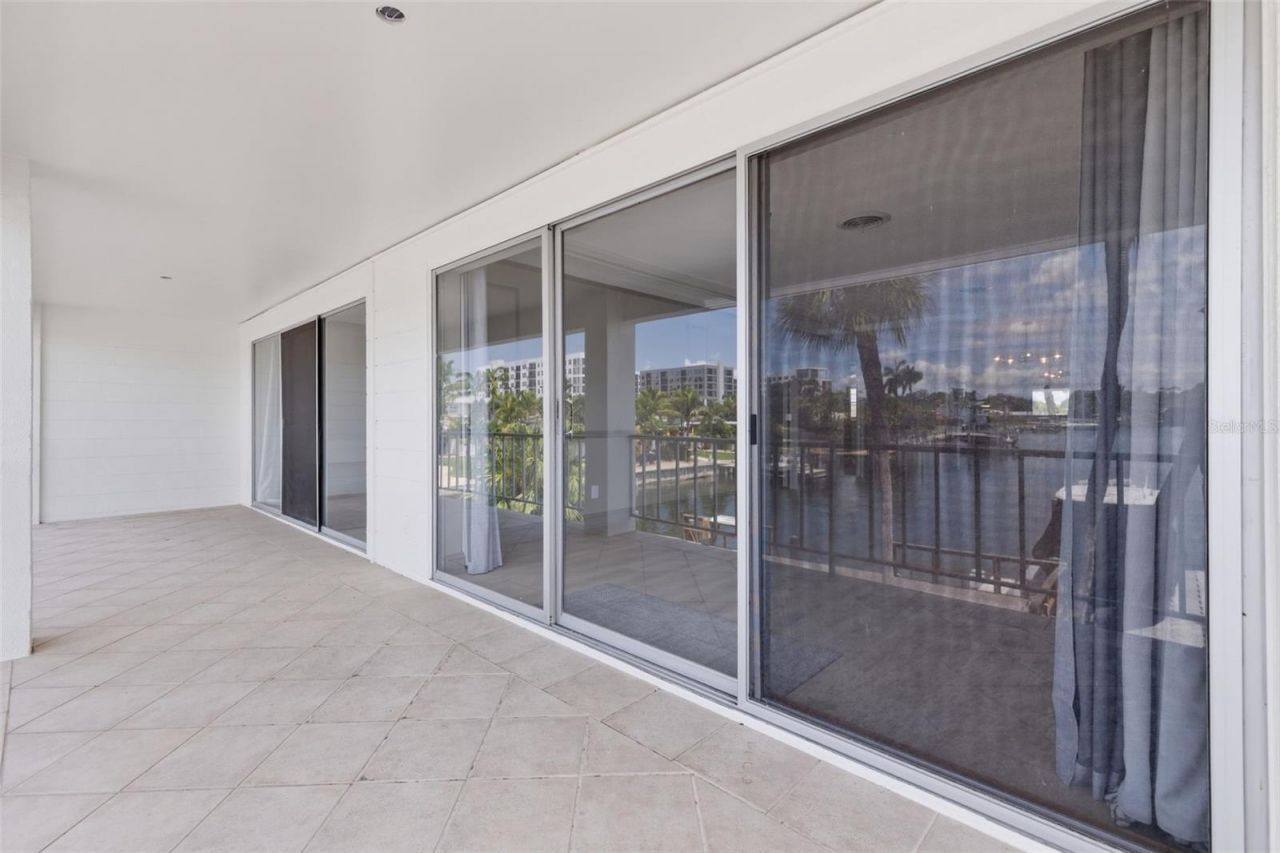 3717 46th Avenue S, Unit 11, Saint Petersburg, FL 33711 Photo