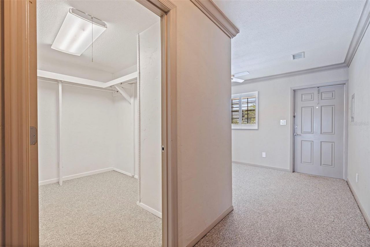 3717 46th Avenue S, Unit 11, Saint Petersburg, FL 33711 Photo