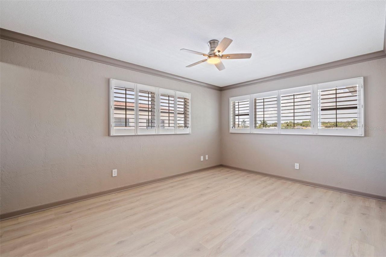 3717 46th Avenue S, Unit 11, Saint Petersburg, FL 33711 Photo