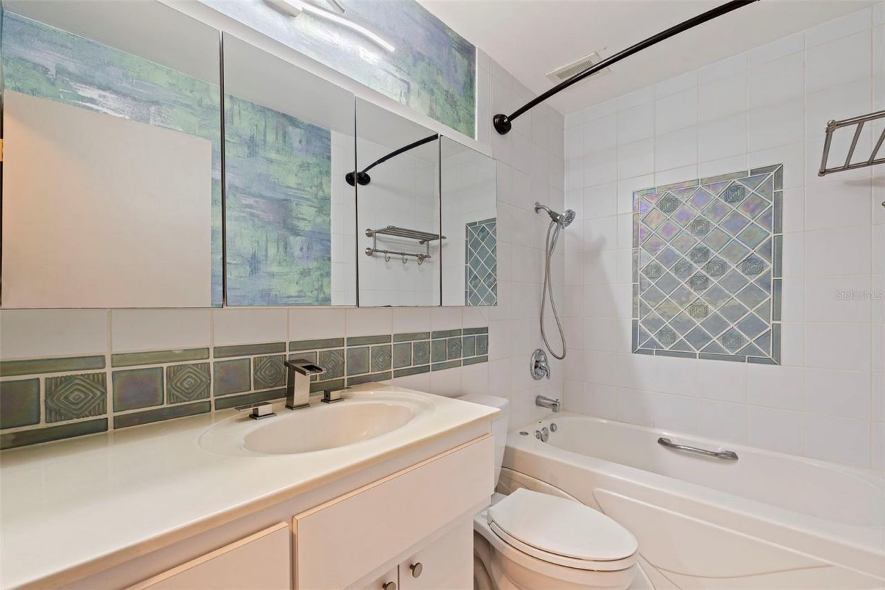 3717 46th Avenue S, Unit 11, Saint Petersburg, FL 33711 Photo