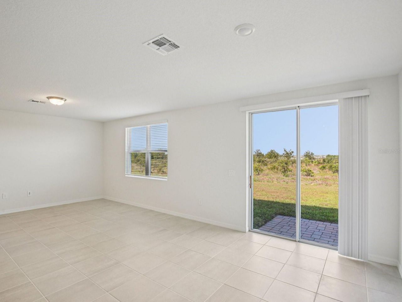 823 Sunshower Drive , Lady Lake, FL 32159 Photo