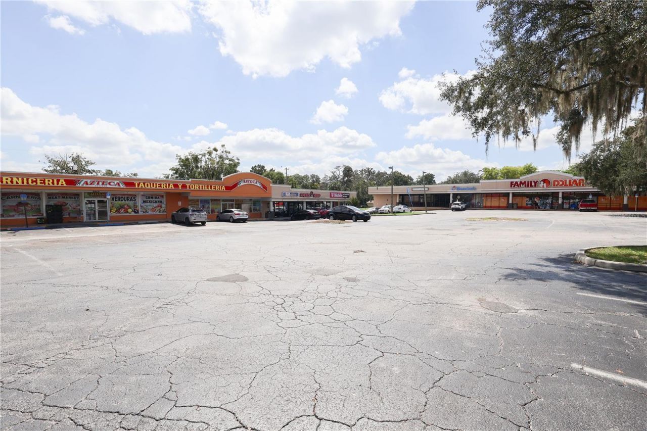 5810 SE Abshier Boulevard, Belleview, FL 34420 Photo