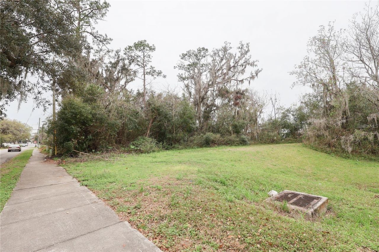 5810 SE Abshier Boulevard, Belleview, FL 34420 Photo