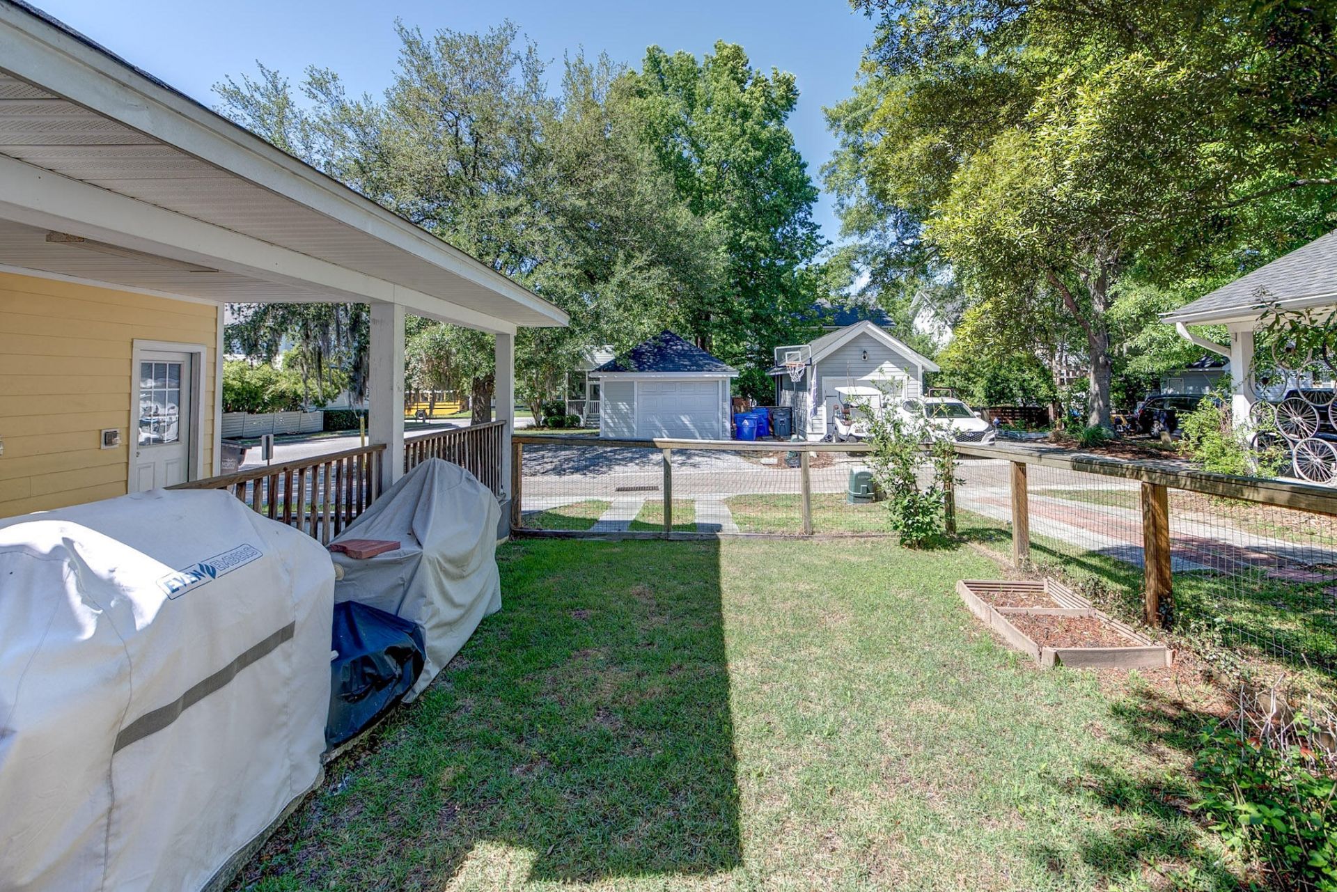 5181 Celtic Drive Photo 7