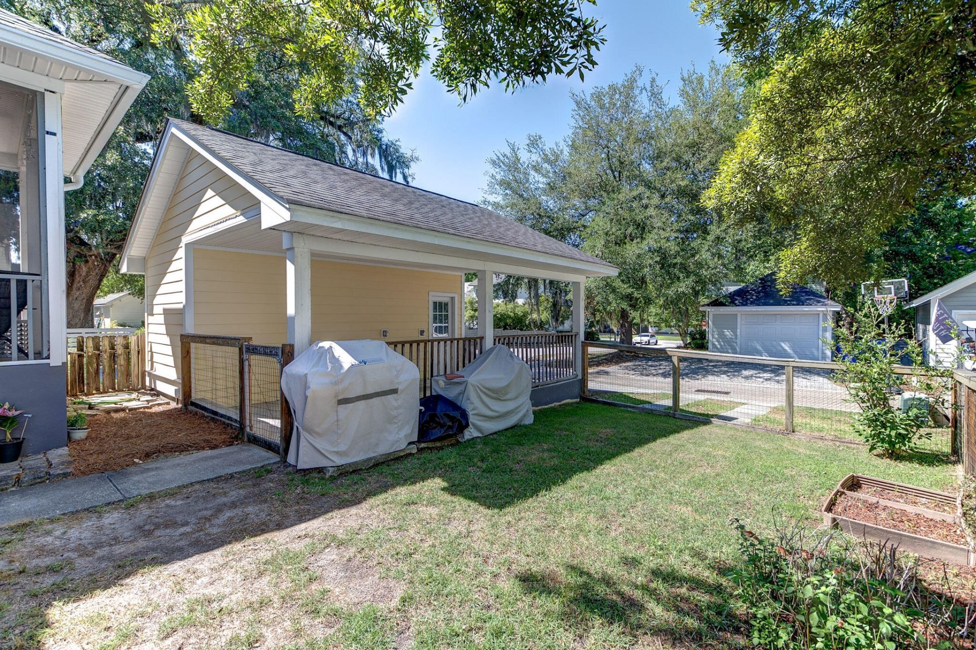 5181 Celtic Drive Photo 8