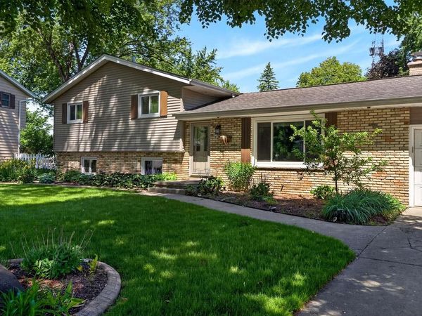 2214 STEWARD COURT, Sun Prairie, WI 53590