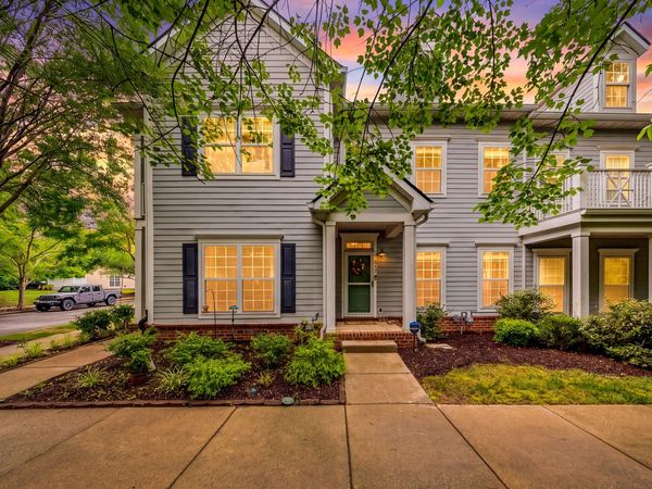 817 Hobbit Ln , Nashville, TN 37211
